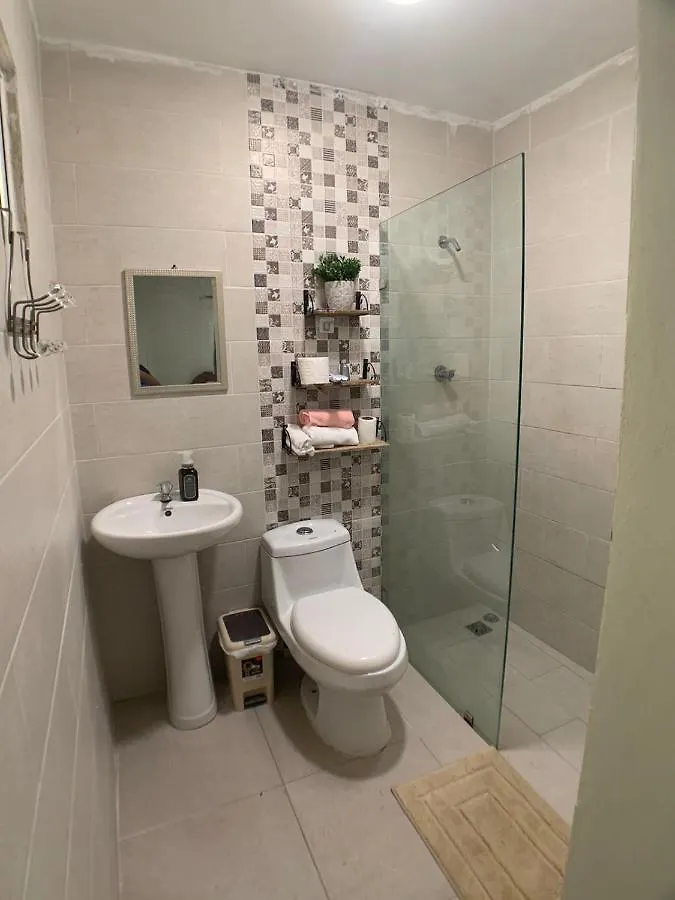 Sandra Airbnb Σάντο Ντομίγκο 0*,